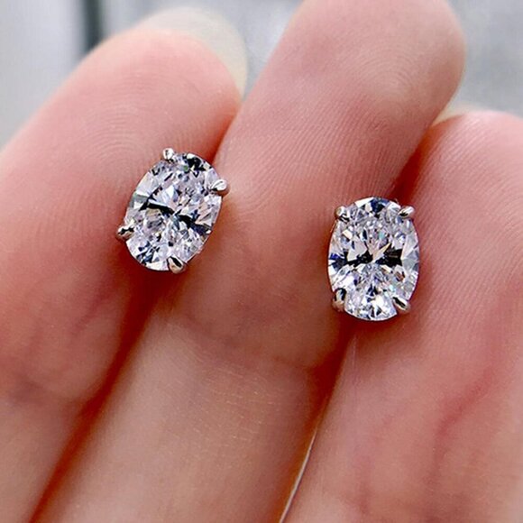 Silver Preppy Women's Elegant Cubic Zirconia Stud Earrings - Picture 4 of 6
